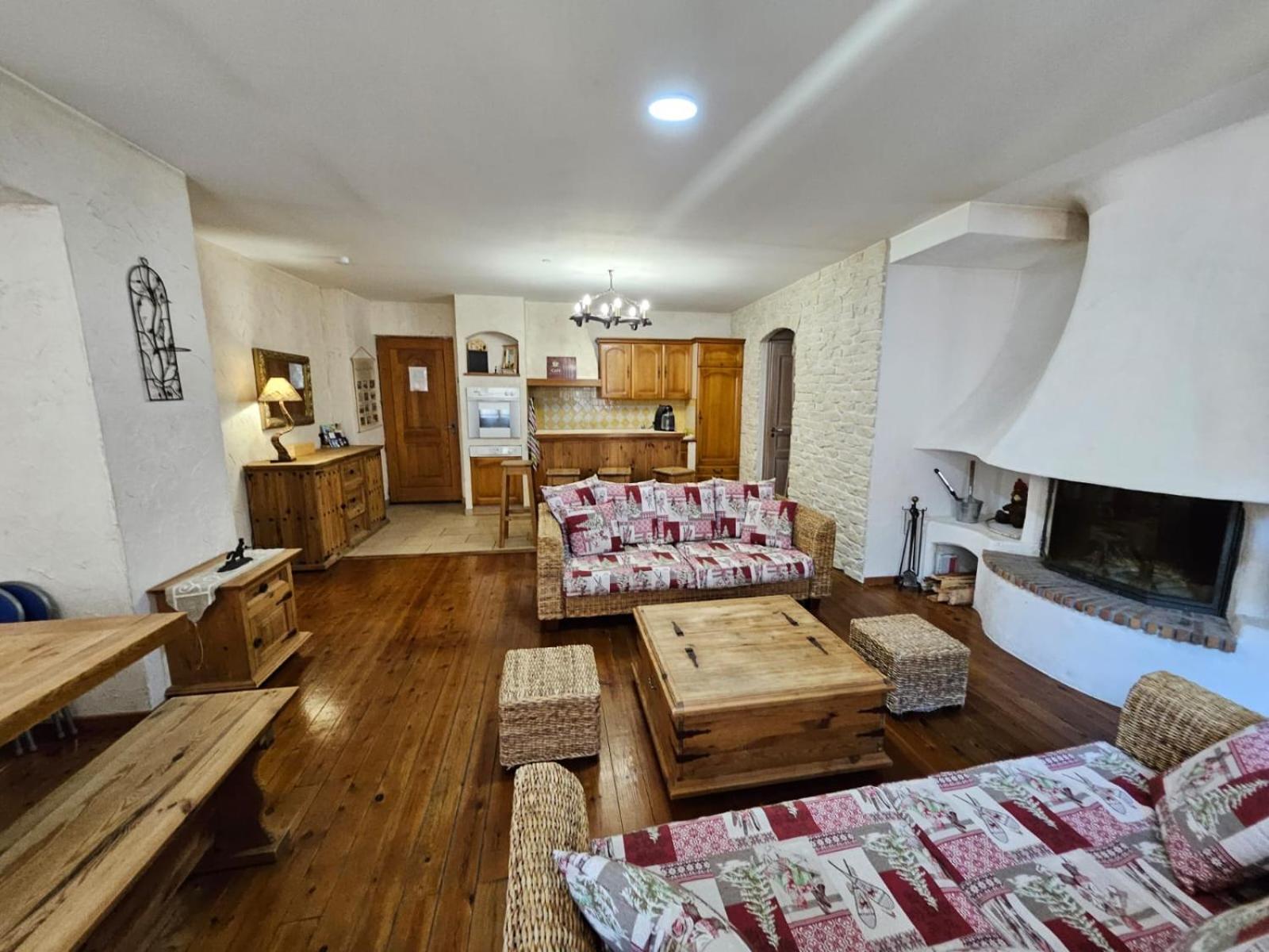 Blaise 4 Pieces Apartman Saint-Étienne-de-Tinée Kültér fotó